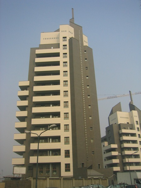 Edifici residenziali Via Achille Papa Milano